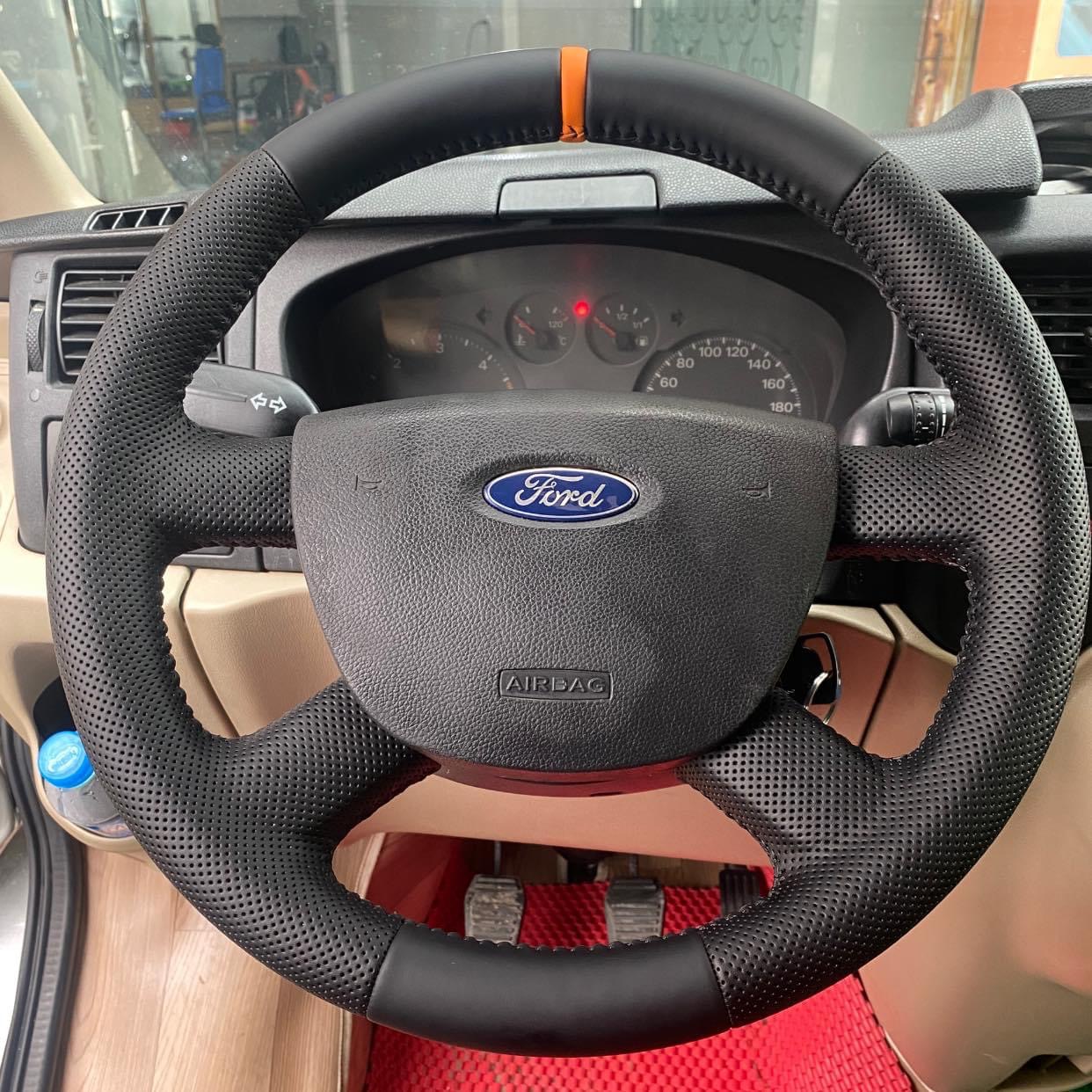Vô Lăng Xe Ford Escape