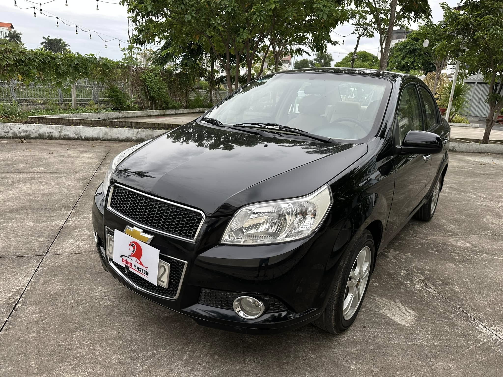 Chevrolet Aveo 2014 lăn bánh 2015 số sàn