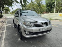 Toyota Fortuner 2015