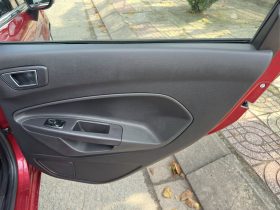 
									Ford Fiesta S full								