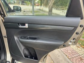 
									Kia Sorento full								