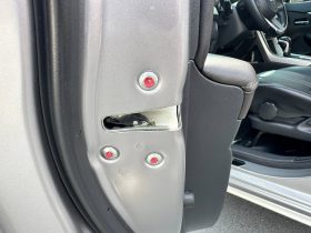
									Mitsubishi Xpander full								