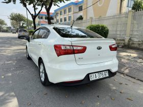 
									Kia Rio full								