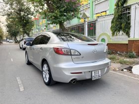 
									Mazda 3 S full								