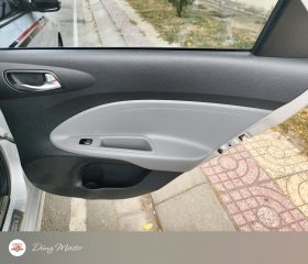 
									Kia Soluto full								