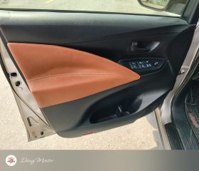 
									Toyota Innova full								
