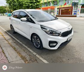 
									Kia Rondo full								