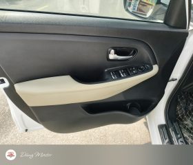 
									Kia Rondo full								