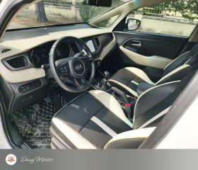 
									Kia Rondo full								