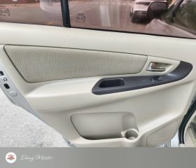 
									Toyota Innova full								