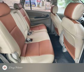 
									Toyota Innova full								
