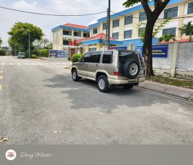 
									Isuzu Trooper full								