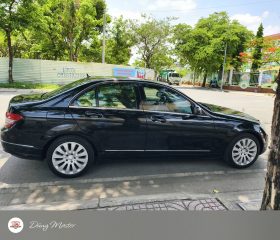 
									Mercedes-Benz C200 full								