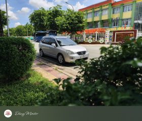 
									Kia Carens full								