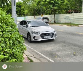 
									Hyundai Elantra full								