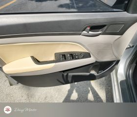 
									Hyundai Elantra full								