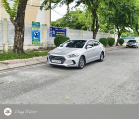 
									Hyundai Elantra full								