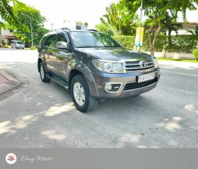 
									Toyota Fortuner full								