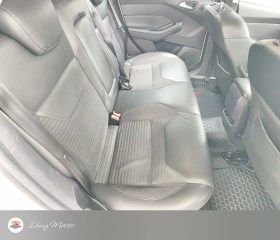 
									Ford Focus Sport full								